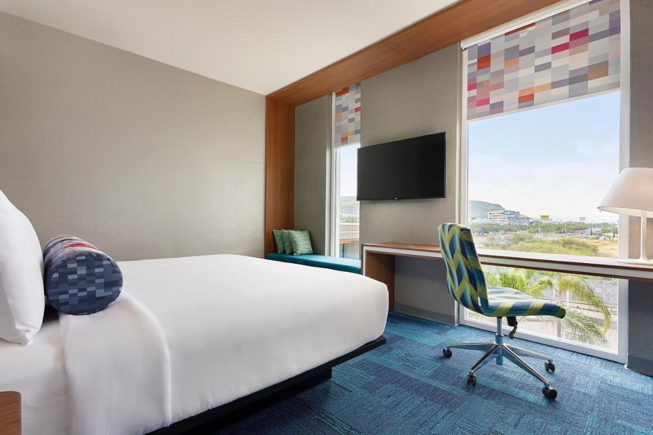 Aloft Queretaro Hotell El Salitre Eksteriør bilde