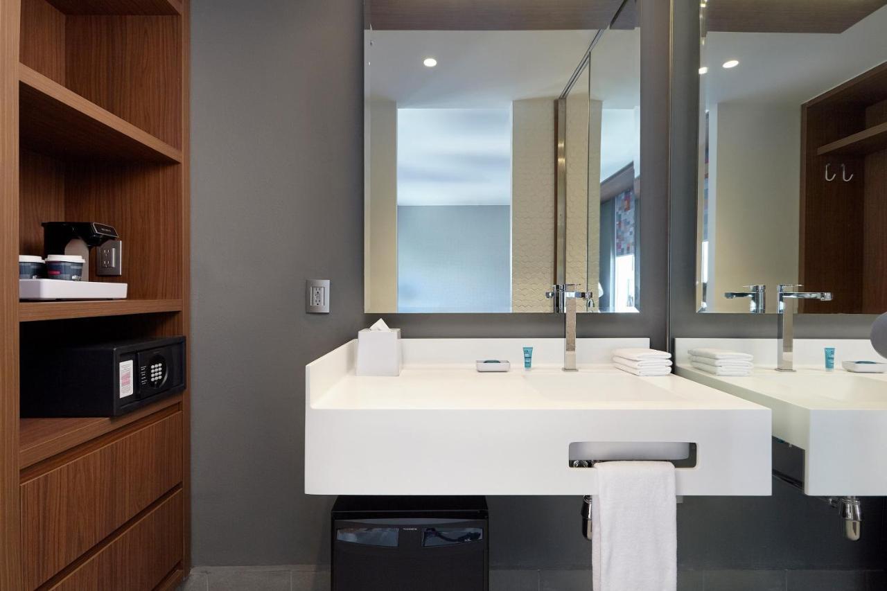 Aloft Queretaro Hotell El Salitre Eksteriør bilde