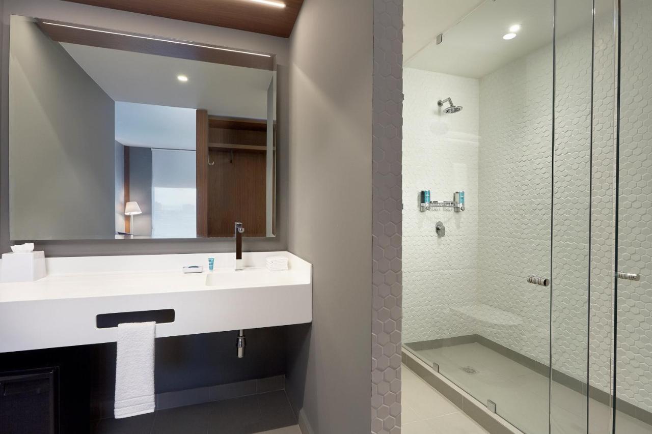 Aloft Queretaro Hotell El Salitre Eksteriør bilde